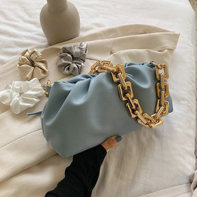 Bolsa de Ombro em Couro e Alça de Corrente - Chic Chain